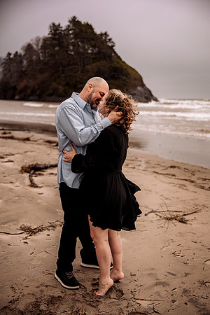 Sarah-Couples-Session-proposal-Rock-Neskowin-Oregon-Photos (2 of 33)