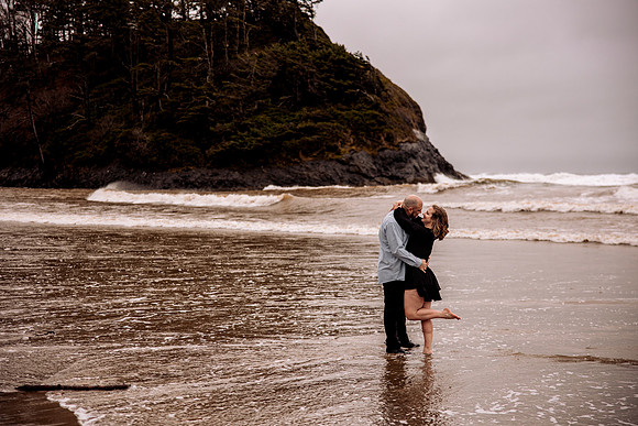 Sarah-Couples-Session-proposal-Rock-Neskowin-Oregon-Photos (31 of 33)
