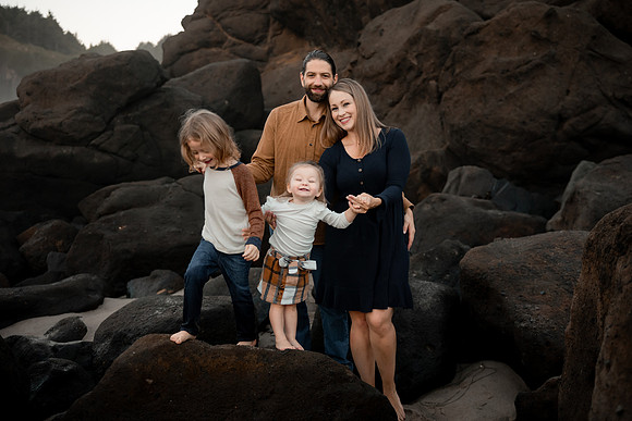 Tiffany-Fogarty-Creek-Family-Photos-2024-25