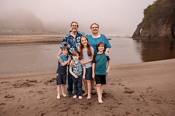 Debra-Proposal-Rock-Oregon-Family-Photos-2022 (8 of 50)