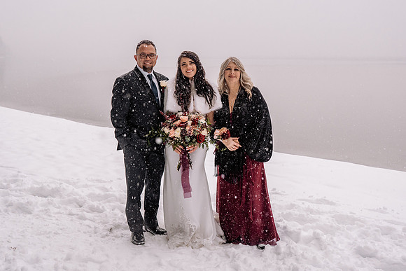 Tyler-Brittani-Lake-Priest-Idaho-Winter-Snow-Wedding-2021-03898