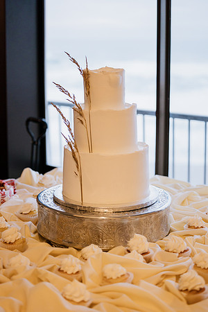 Alex-Danielle-Inn-Spanish-Head-Lincoln-City-oregon-wedding-1019
