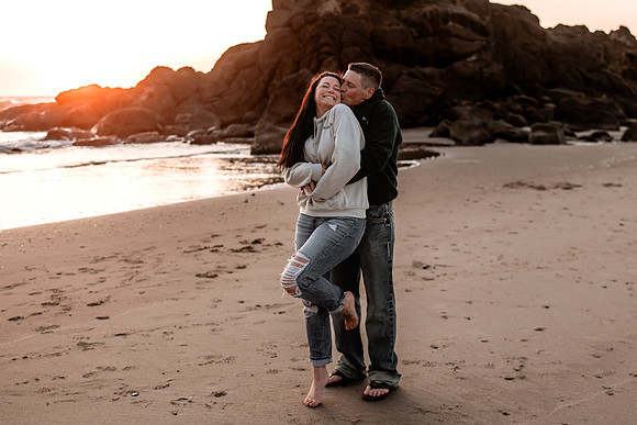 Mike-Heather-Depoe-Bay-Oregon-Anniversary-Photos (59 of 71)