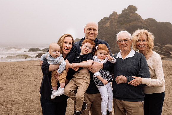 Marsha-Family-Photos-Lincoln-City-Oregon-2022 (28 of 57)
