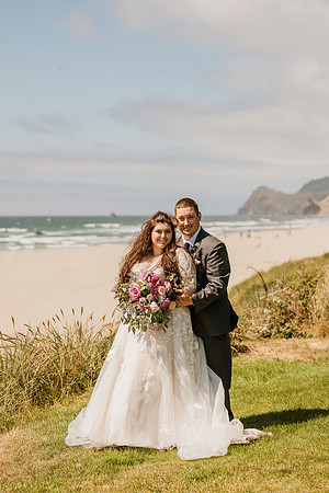 Colton-Kali-Chinook-Winds-Casino-Wedding-Photos-8753