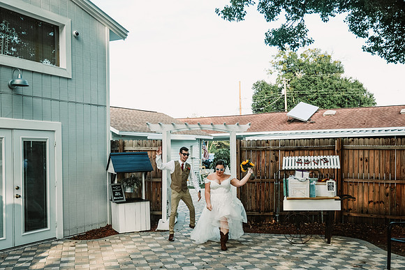 Corey_kristen_morse_rustic_almost_heaven_farms_dover_florida_intimate_wedding (391)