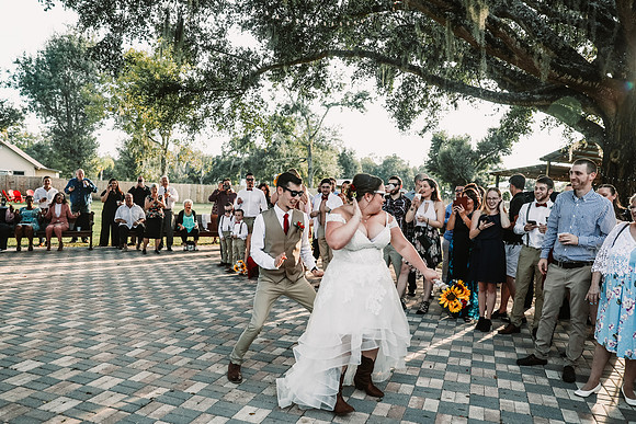 Corey_kristen_morse_rustic_almost_heaven_farms_dover_florida_intimate_wedding (400)