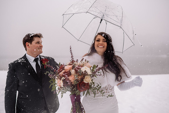 Tyler-Brittani-Lake-Priest-Idaho-Winter-Snow-Wedding-2021-03376