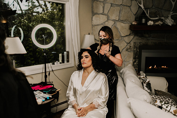 Nicholas-Christina-Salmonberry-Inn-Lincoln-City-Oregon-Elopement-Photos-8037