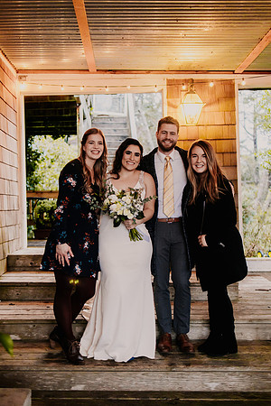 Nicholas-Christina-Salmonberry-Inn-Lincoln-City-Oregon-Elopement-Photos-8422
