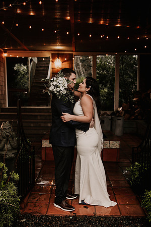Nicholas-Christina-Salmonberry-Inn-Lincoln-City-Oregon-Elopement-Photos-8371