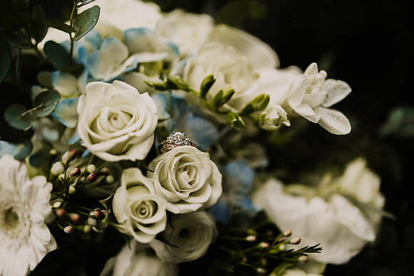 Nicholas-Christina-Salmonberry-Inn-Lincoln-City-Oregon-Elopement-Photos-8049