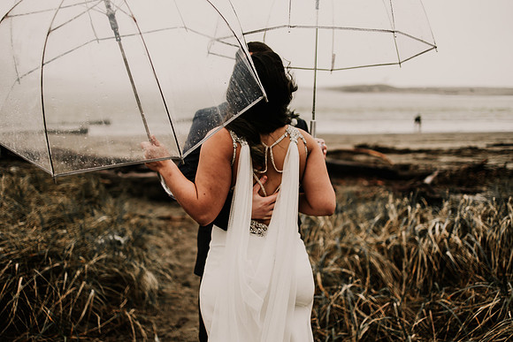 Nicholas-Christina-Salmonberry-Inn-Lincoln-City-Oregon-Elopement-Photos-8186