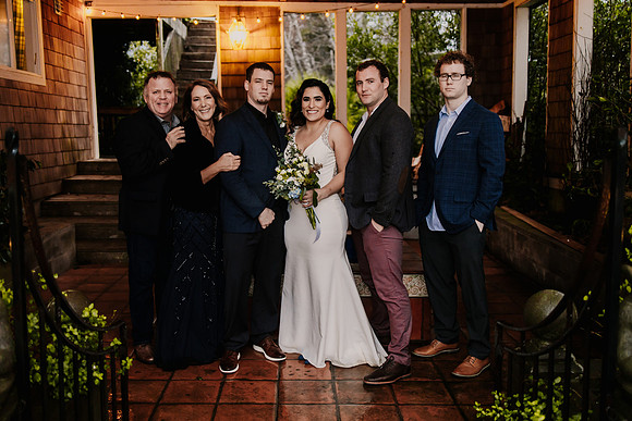 Nicholas-Christina-Salmonberry-Inn-Lincoln-City-Oregon-Elopement-Photos-8485