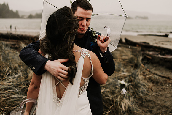 Nicholas-Christina-Salmonberry-Inn-Lincoln-City-Oregon-Elopement-Photos-8192