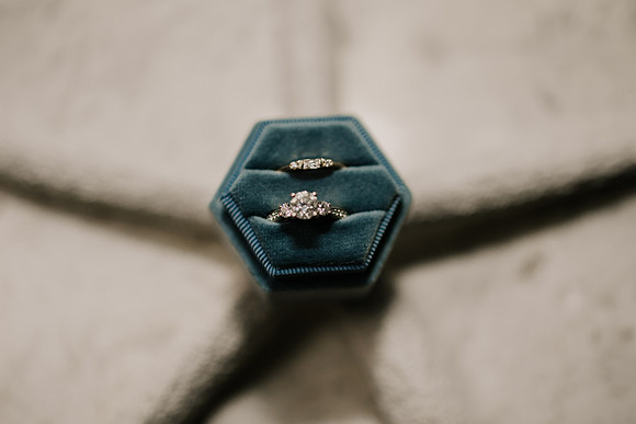 Nicholas-Christina-Salmonberry-Inn-Lincoln-City-Oregon-Elopement-Photos-7975