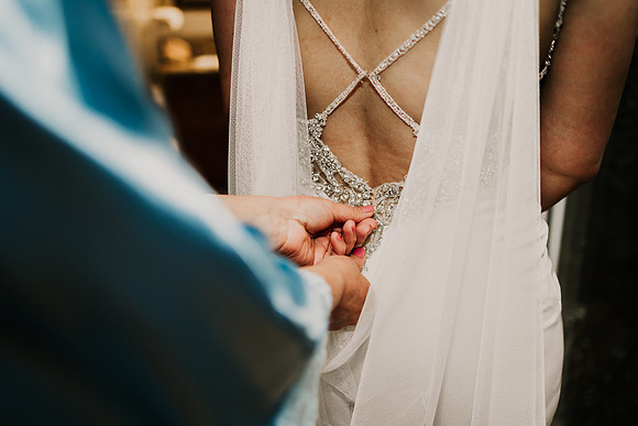 Nicholas-Christina-Salmonberry-Inn-Lincoln-City-Oregon-Elopement-Photos-8017