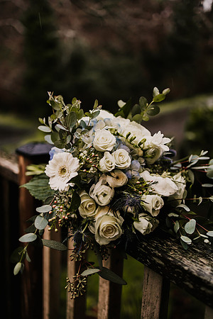 Nicholas-Christina-Salmonberry-Inn-Lincoln-City-Oregon-Elopement-Photos-8051