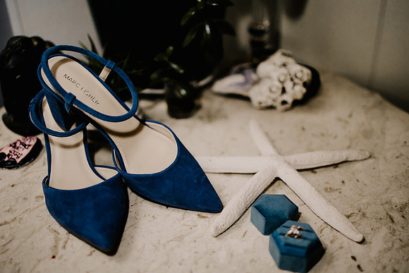 Nicholas-Christina-Salmonberry-Inn-Lincoln-City-Oregon-Elopement-Photos-7968