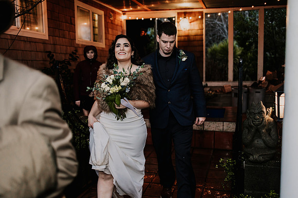 Nicholas-Christina-Salmonberry-Inn-Lincoln-City-Oregon-Elopement-Photos-8536