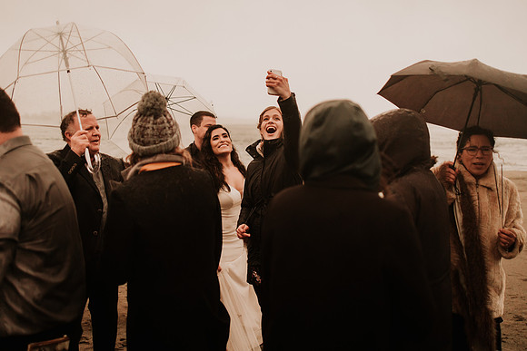 Nicholas-Christina-Salmonberry-Inn-Lincoln-City-Oregon-Elopement-Photos-8640