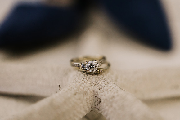 Nicholas-Christina-Salmonberry-Inn-Lincoln-City-Oregon-Elopement-Photos-8005