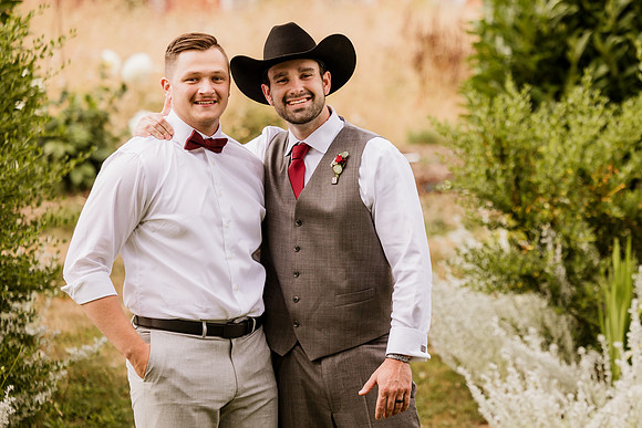 Gage-Mckayla-Adeline-Farm-Wedding-Photos-2021-9477