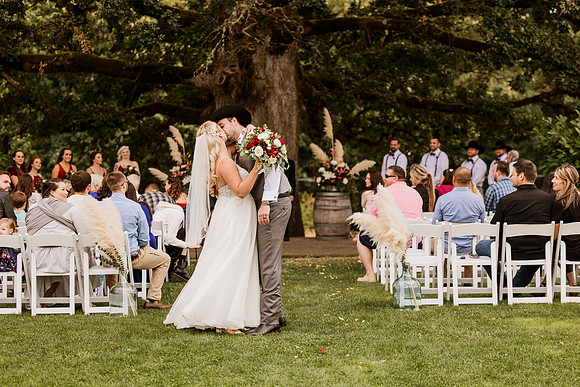 Gage-Mckayla-Adeline-Farm-Wedding-Photos-2021-9296