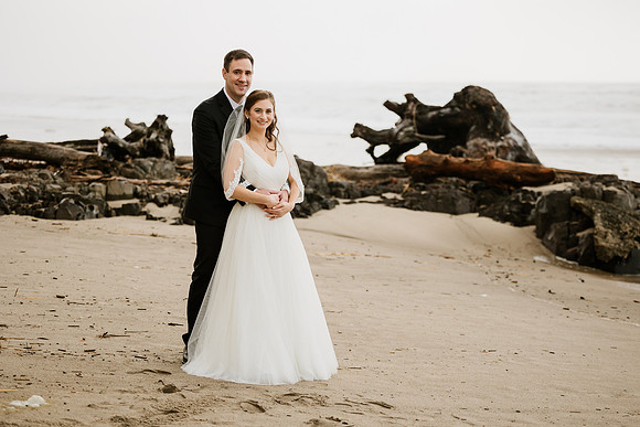 Alex-Danielle-Inn-Spanish-Head-Lincoln-City-oregon-wedding-0482