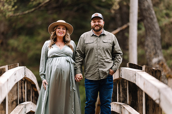 RILEY-TYLER-MATERNITY-SESSION-OREGON-PHOTOS (2 of 65)