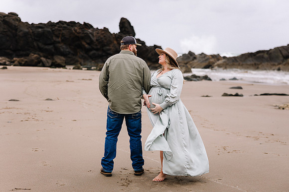 RILEY-TYLER-MATERNITY-SESSION-OREGON-PHOTOS (30 of 65)
