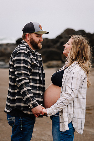 RILEY-TYLER-MATERNITY-SESSION-OREGON-PHOTOS (53 of 65)