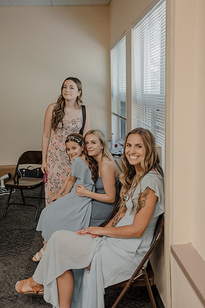 Marcus-Lori-Chinook-Winds-Seafood-Grille-Lincoln-City-Oregon-Wedding-Photos (10 of 477)