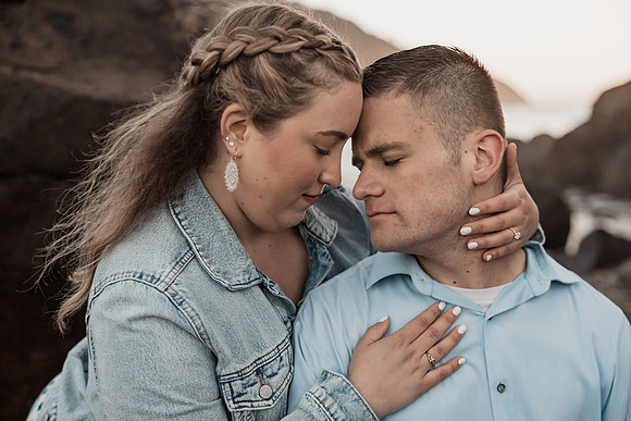 IAN-NICOLE-DEPOE-BAY-ENGAGEMENT-PHOTOS (43 of 39)
