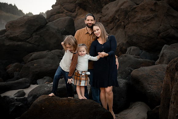 Tiffany-Fogarty-Creek-Family-Photos-2024-24