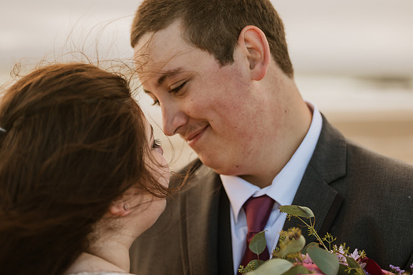Colton-Kali-Chinook-Winds-Casino-Wedding-Photos-9974