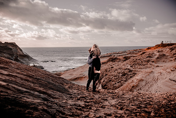 cape-kiwanda-oregon-engagement-photographer (4 of 46)