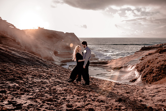 cape-kiwanda-oregon-engagement-photographer (16 of 46)