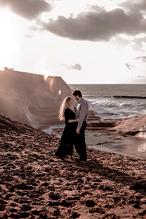 cape-kiwanda-oregon-engagement-photographer (18 of 46)