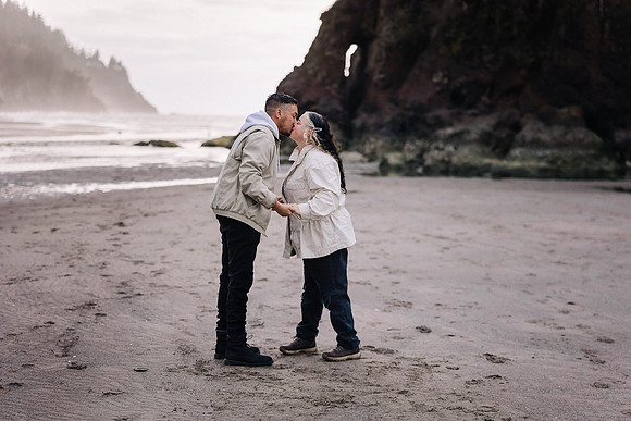 Christian-Cynthia-Surprise-Proposal-Neskowin-Rock-Engagement-Photos (27 of 38)