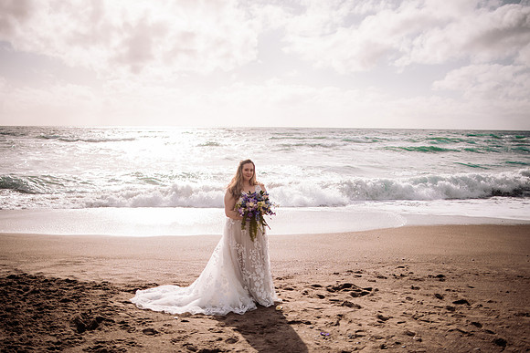 Darrick-Hillary-Gleneden-Oregon-Beach-Elopement-Photos