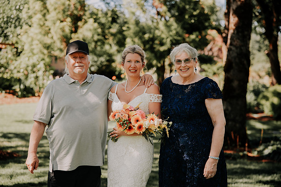 Derek-MacKenzie-Navarra-Gardens-Wedding-Oredon-Photos (16 of 40)