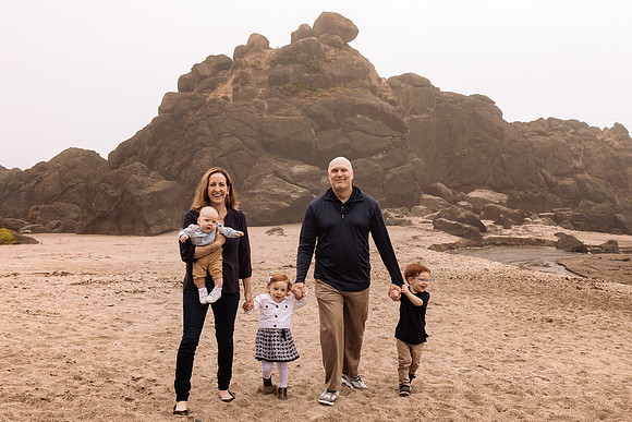 Marsha-Family-Photos-Lincoln-City-Oregon-2022 (26 of 57)
