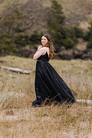 Mackenzie-Senior-Photos-2024-Newport-Oregon (16 of 49)