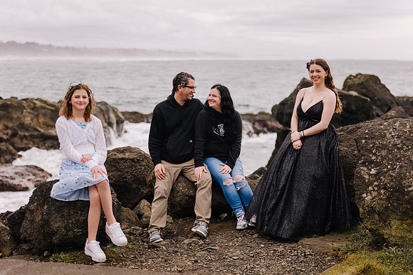 Mackenzie-Senior-Photos-2024-Newport-Oregon (45 of 49)