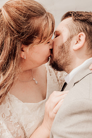 Jordan-Lainey-Roads-End-lincoln-City-oregon-airbnb-Elopement-photos-49