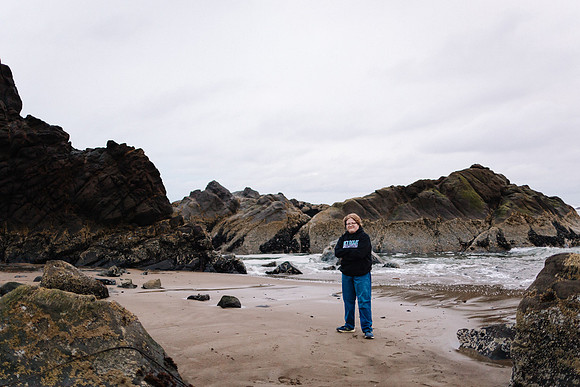 Alex-Senior-Photos-2024-DepoeBAY-Oregon (16 of 32)