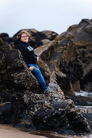 Alex-Senior-Photos-2024-DepoeBAY-Oregon (17 of 32)