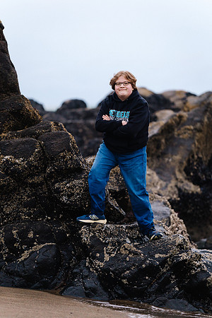 Alex-Senior-Photos-2024-DepoeBAY-Oregon (22 of 32)