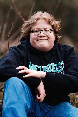 Alex-Senior-Photos-2024-DepoeBAY-Oregon (29 of 32)